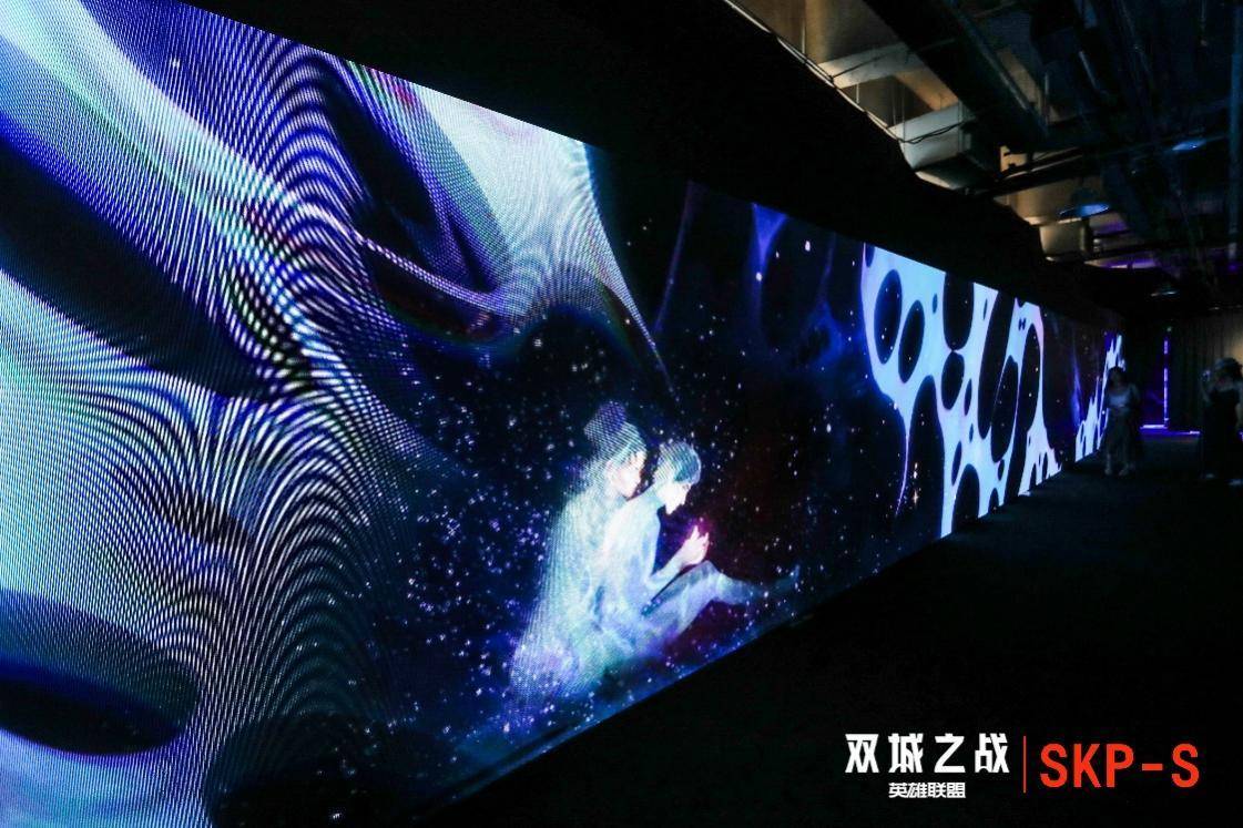 关于《英雄联盟：双城之战》艺术狂欢登陆SKP-S的信息