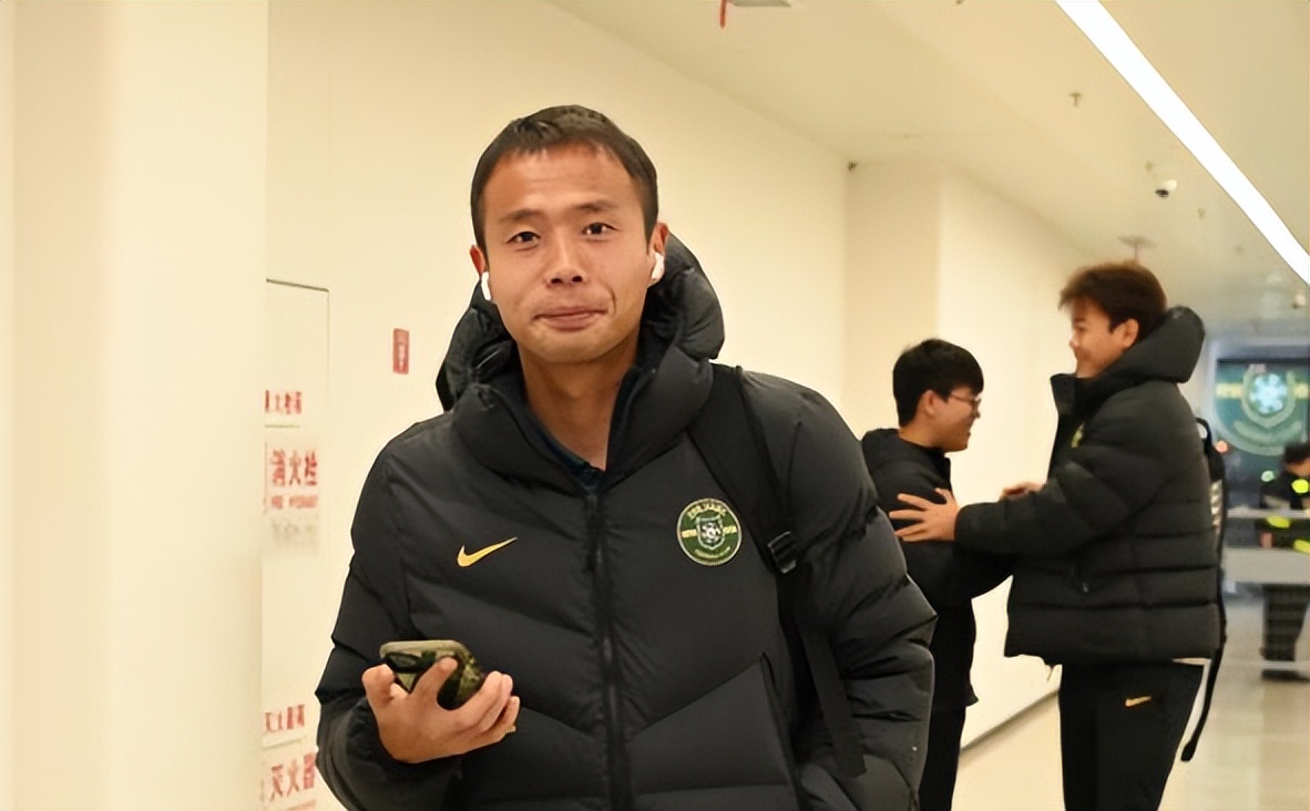 亚美体育官网-包含德转官宣！鲁能昔日亚冠主力中卫离队，未来加盟梅州客家的词条