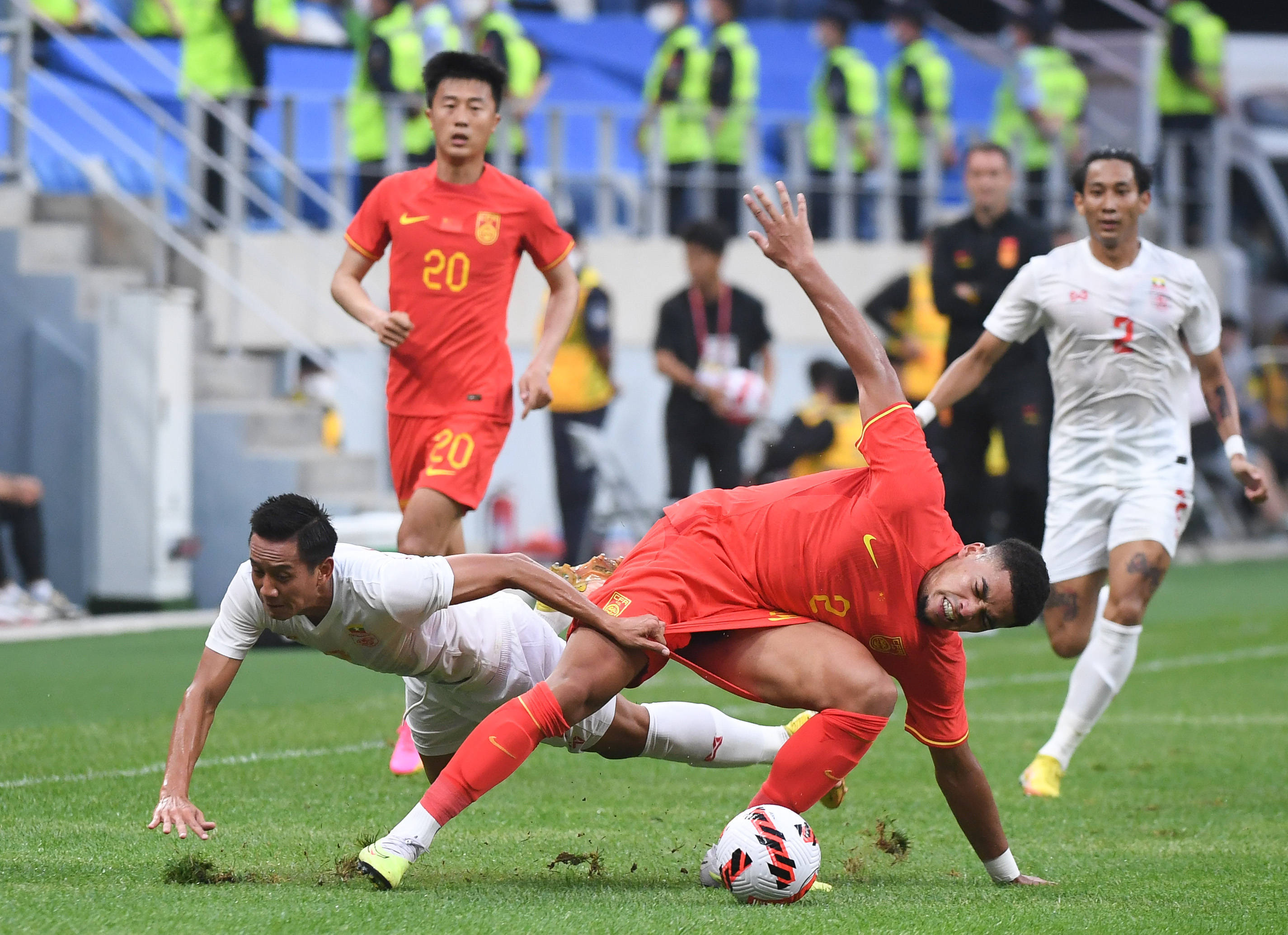 亚美体育app-关于目标3-0！国足拒练兵，拿亚洲第三出气，首发11人浮现，CCTV5直播的信息