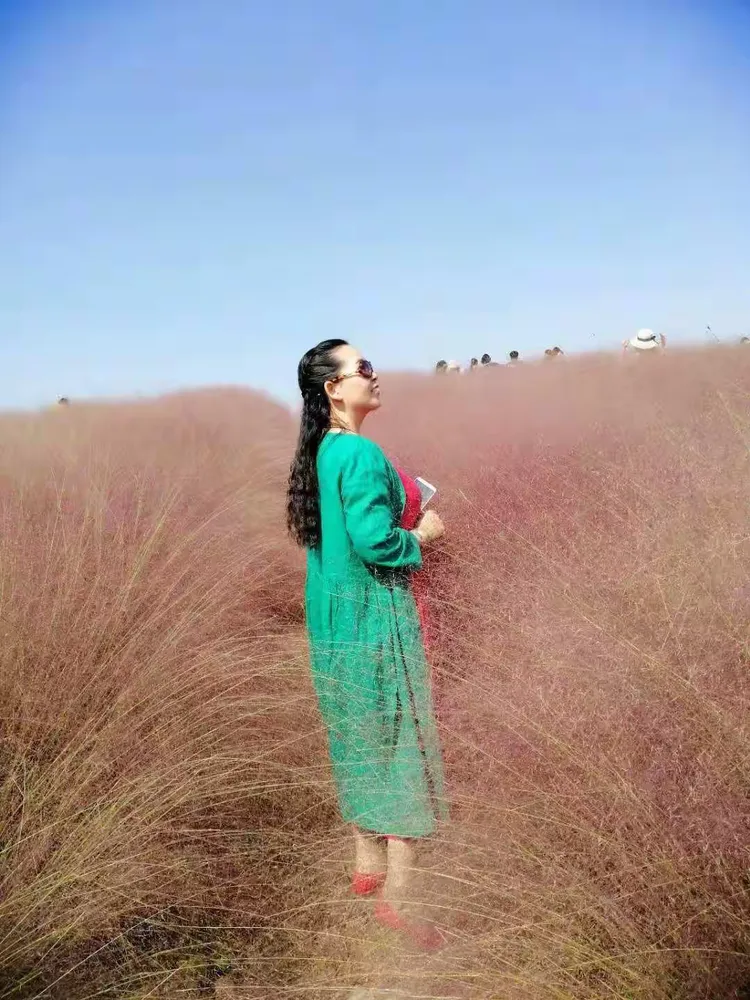 亚美体育网址-英勇豁达：女队选手勇往直前的简单介绍
